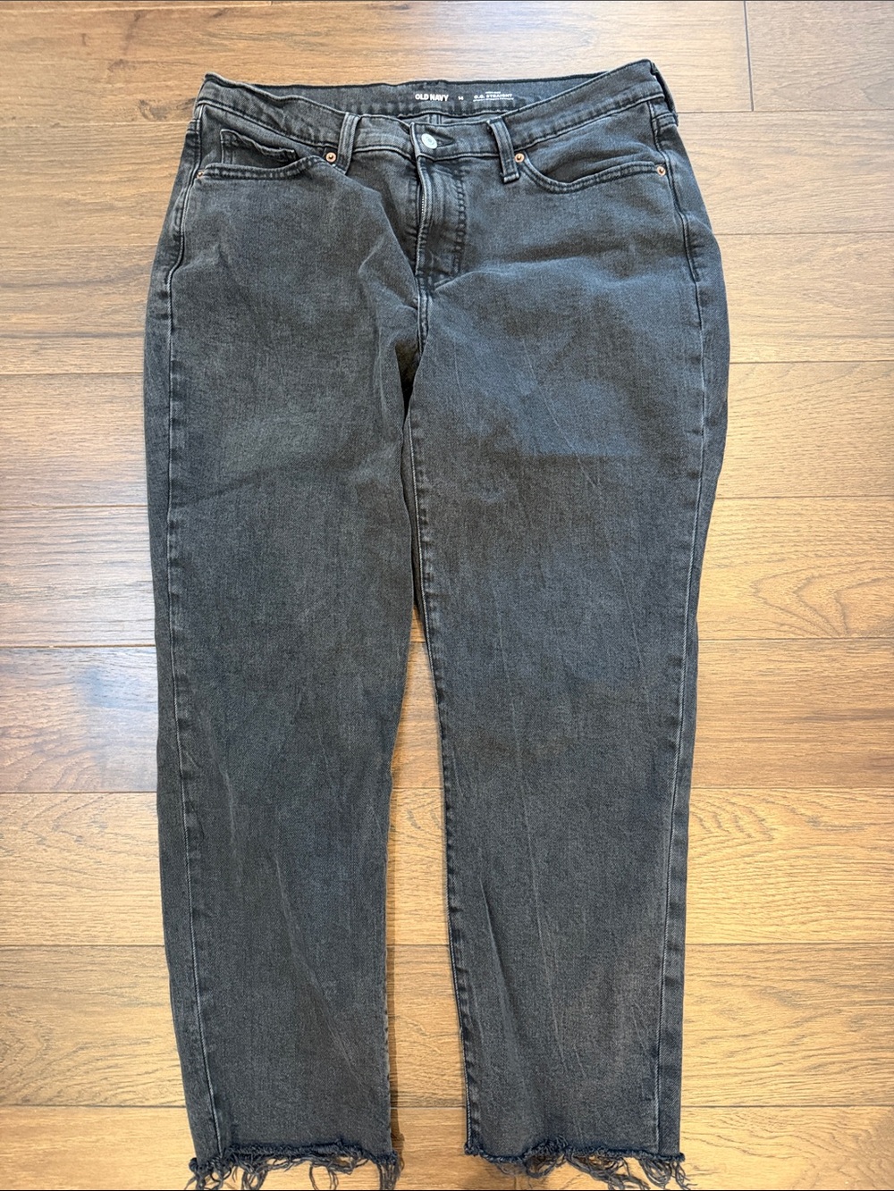 Old Navy High Rise O.G. Straight Size 14 Faded Black Raw Hem - C47-036